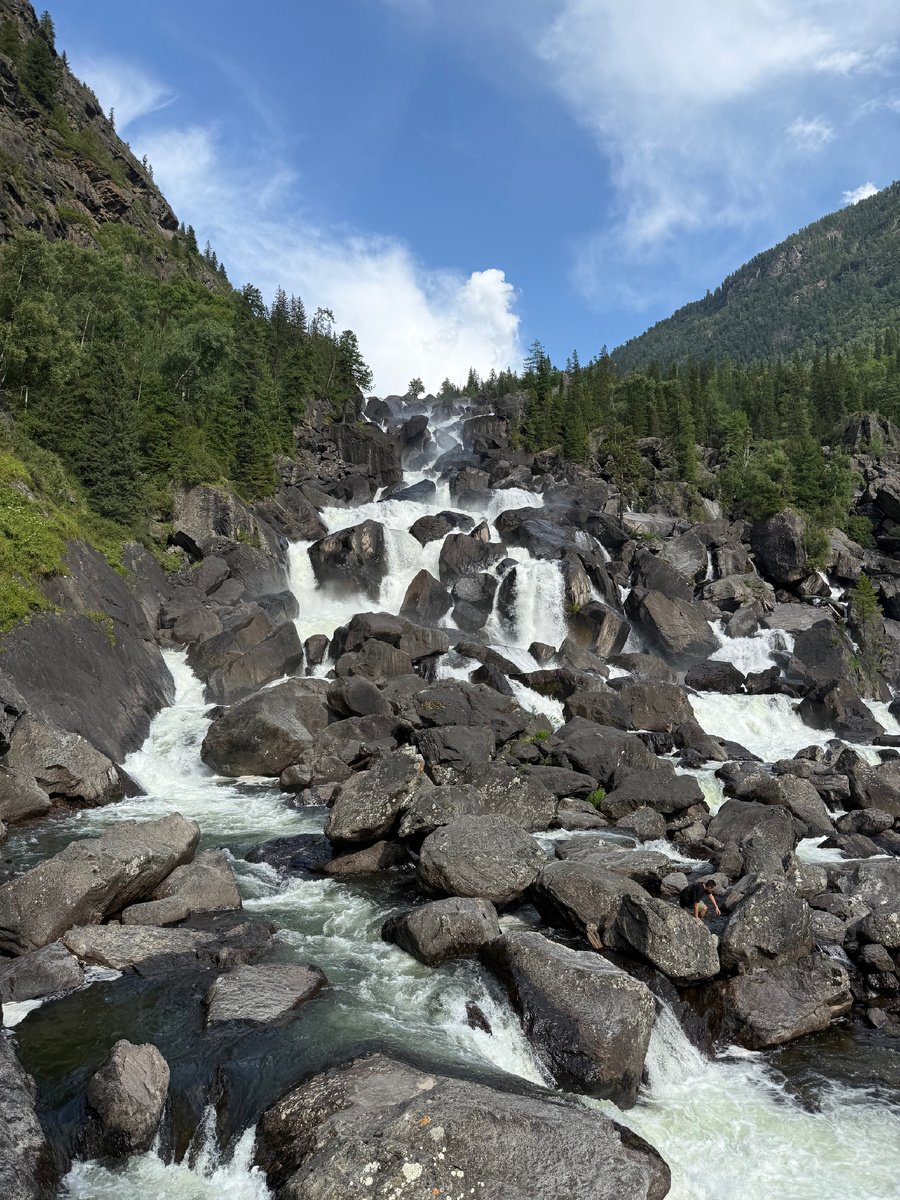 Горный Алтай. Долина реки Чулышман. Водопад Учар. Ходим-едем