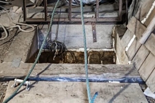    Сотрудникам МЧС понадобились тросы, чтобы достать тела. Фото: ГУ МЧС по Пермскому краю