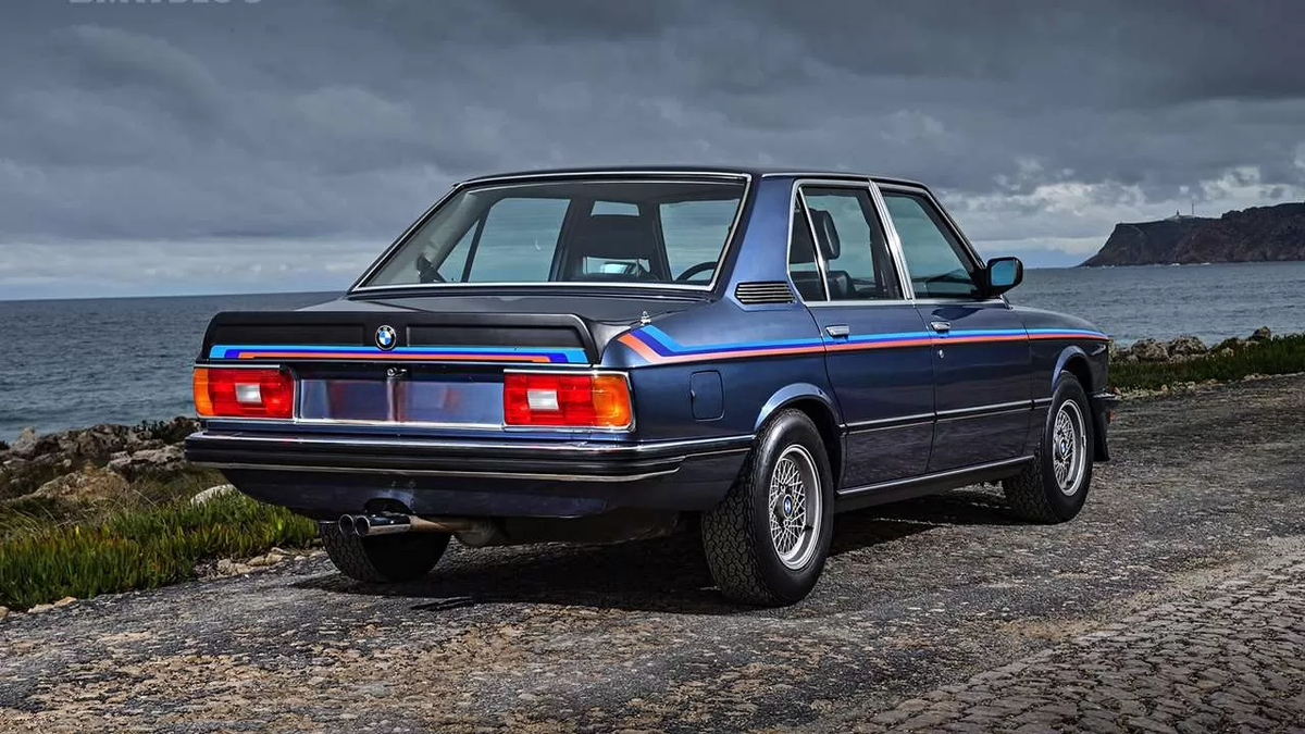 BMW 5-Series E12