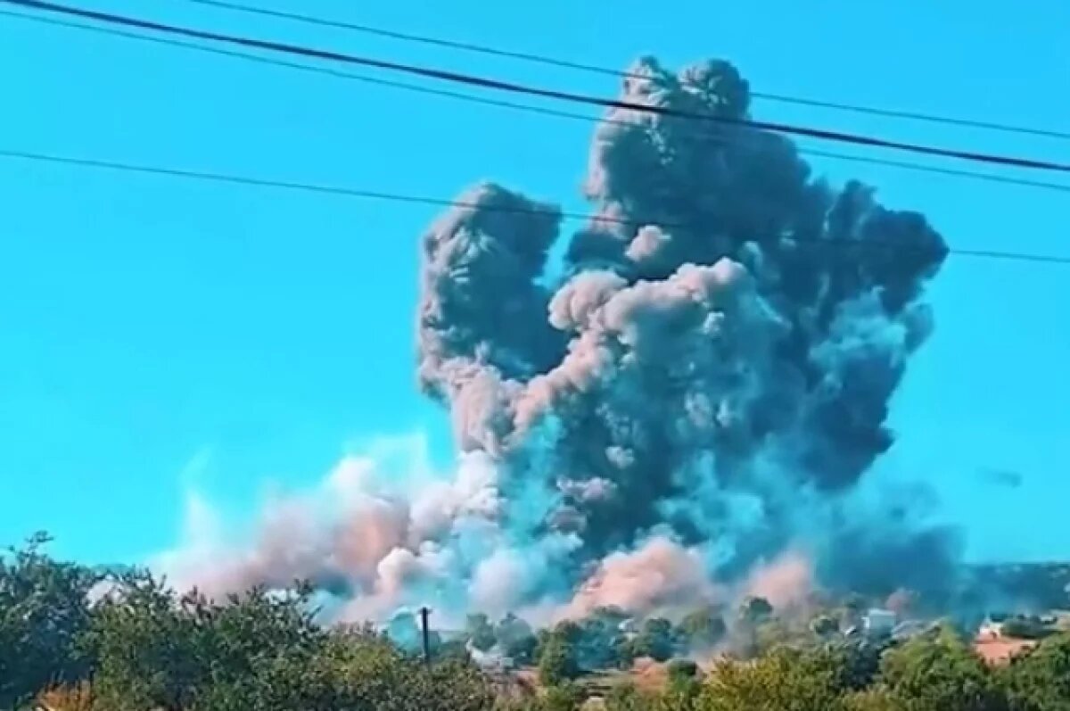    Очевидцы сняли мощный взрыв на объекте ВСУ в Запорожской области