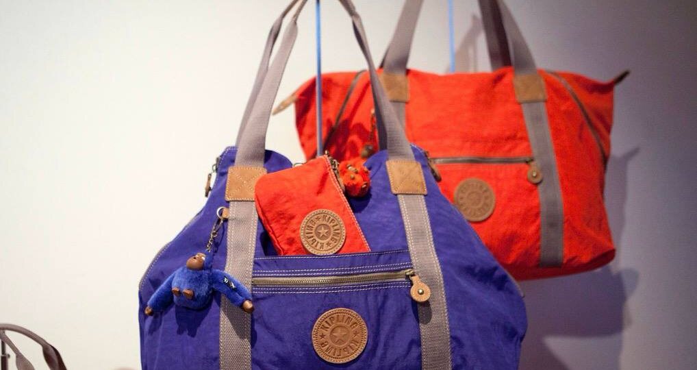 Эволюция моды: знаковые сумки по годам. Часть 4.