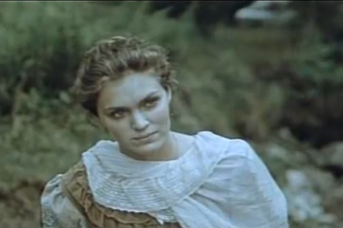 Актриса Марина Могилевская в роли Маруси в фильме "Каменная душа" (1989) ©Киностудия им. А.Довженко  📷