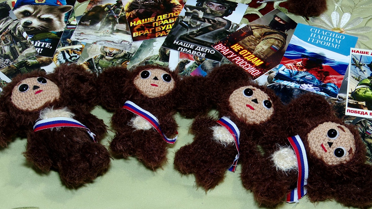 Двух одинаковых Чебурашек не найти. Каждый уникален, уверена Елена