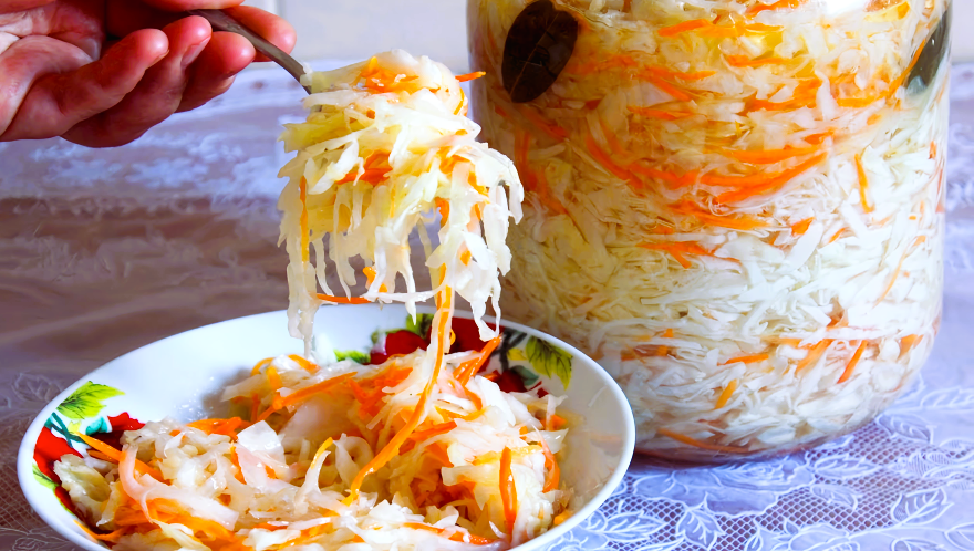 Как приготовить быстро и просто Квашеную капусту Рецепт по деревенски на зиму