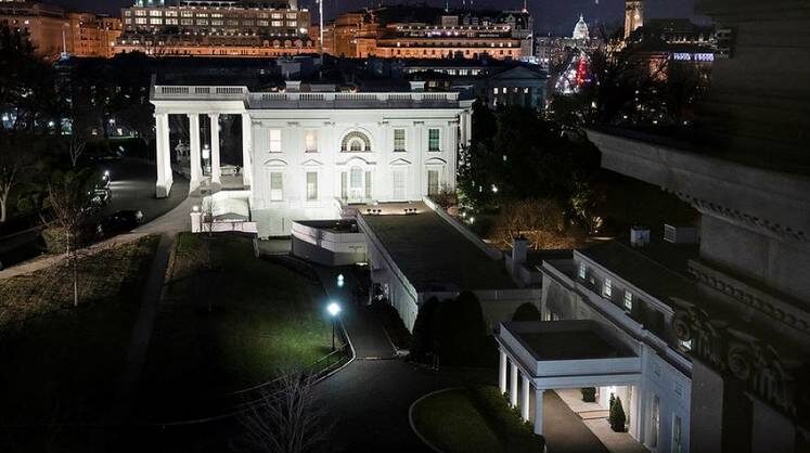    flickr.com Оппоненты в здании Конгресса только один из источников внутриполитических интриг вокруг главы Белого дома