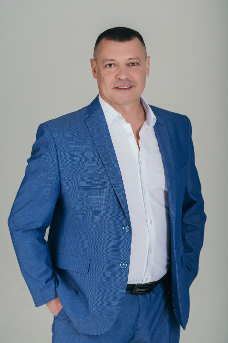 Алексей Востриков — эксперт в области переговоров, MBA по Менеджменту, умею сочетать глубокие знания психологии с аналитическим и стратегическим подходом к деловым коммуникациям (врач психиатр-нарколог)