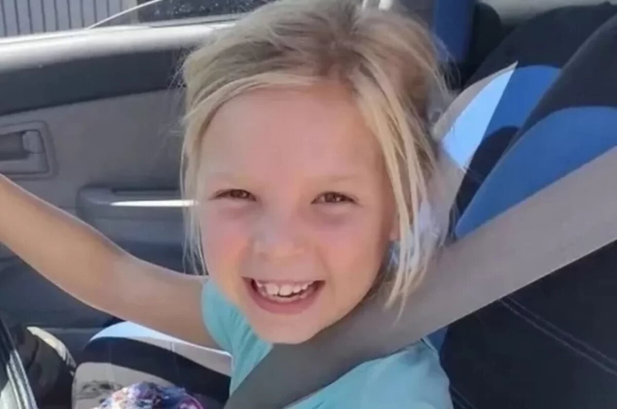    Полиция раскрыла, как умерла девочка, которую запытали родители в США