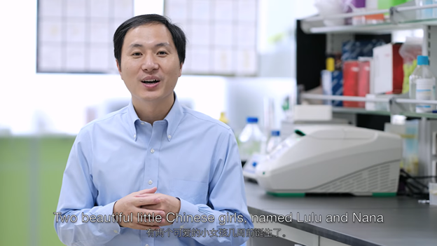 Ссылка на видео-презентацию Хэ Цзянькуя (https://en.wikipedia.org/wiki/File:About_Lulu_and_Nana-_Twin_Girls_Born_Healthy_After_Gene_Surgery_As_Single-Cell_Embryos.webm)