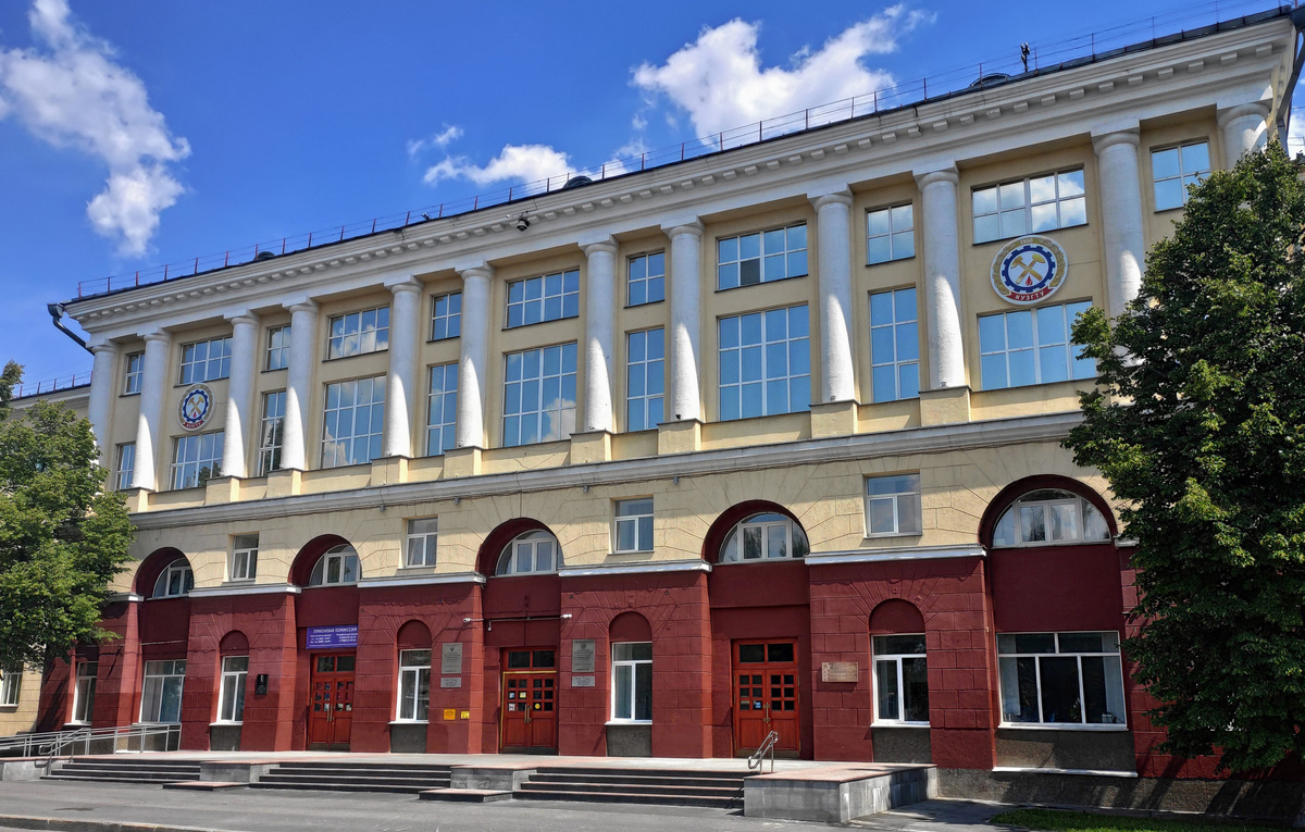    Здание КузГТУ  TsibaevAlex/Shutterstock/FOTODOM