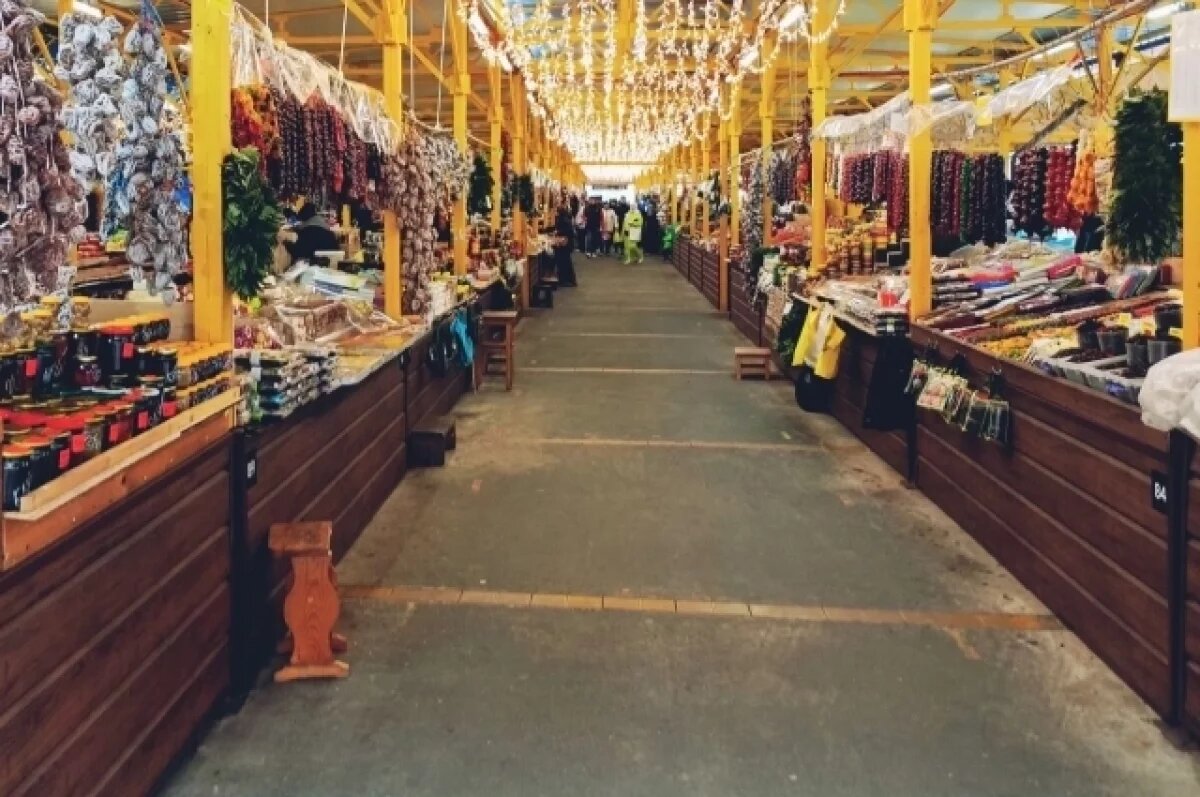    В Сочи рынок, где продавали «паленную» чачу, должны освободить за 3 месяца