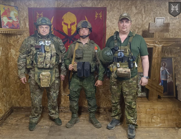    Фото предоставлено Царьграду бойцом Шустрым (в центре)