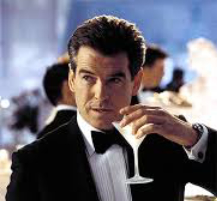 Джеймс Бонд 