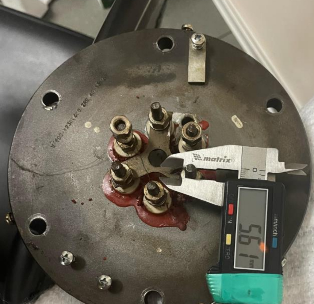    Блок тэнов для  котлов подогревателей нефти горелок CIB UNIGAS PN60 Применяемое топливо – нефть, давление в котле 20-30 бар. admin