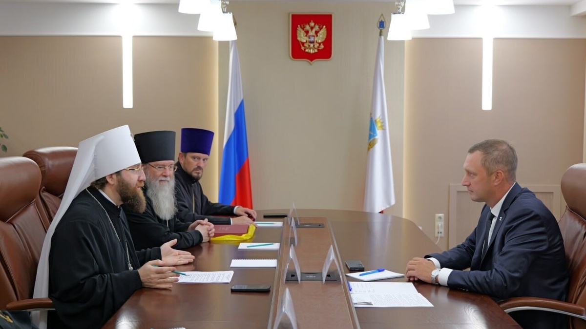    Губернатор Бусаргин встретился с саратовским митрополитом ИгнатиемНовости Саратова и области – Сетевое издание «Репортер64»