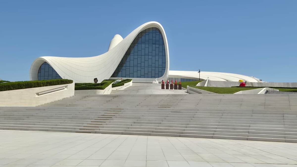 Центр Гейдара Алиева 