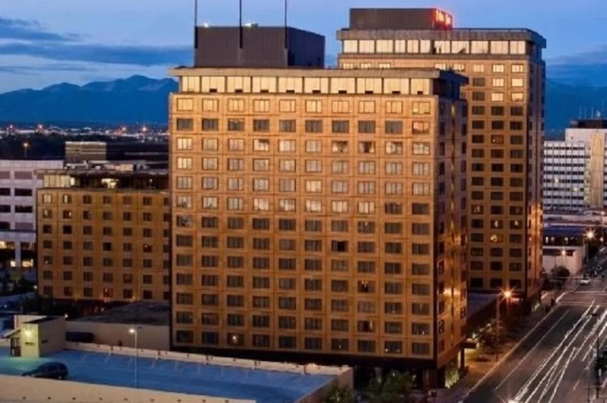    Стали известны цены в отеле, где может пройти встреча Путина и Трампа