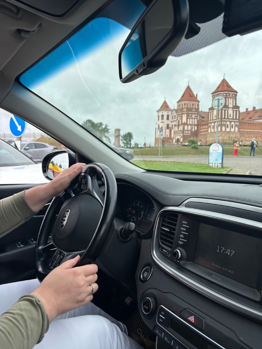 Мирский замок, Беларусь. Статья есть в одной из подборок