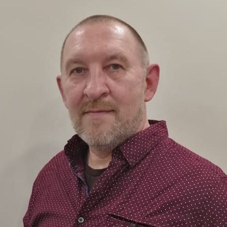 Георгий Савельев – предприниматель, консультант и бизнес-аналитик, автор книги и статей по бизнес-анализу.