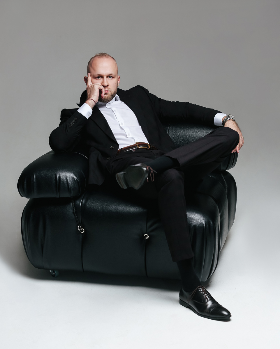 Владислав Тарасов — профессиональный фитнес-тренер