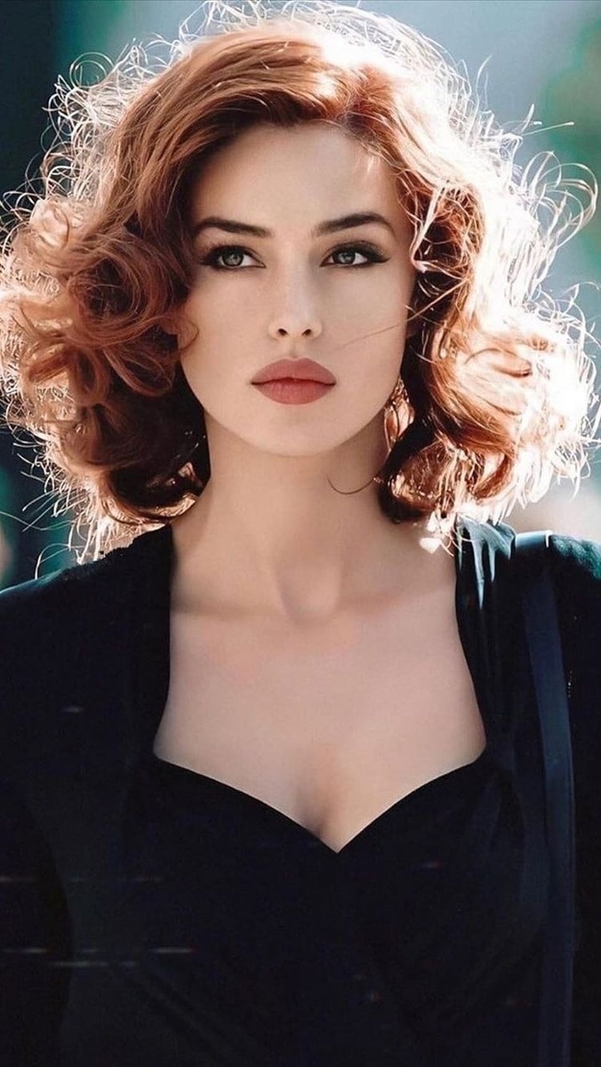 Моника Белуччи 