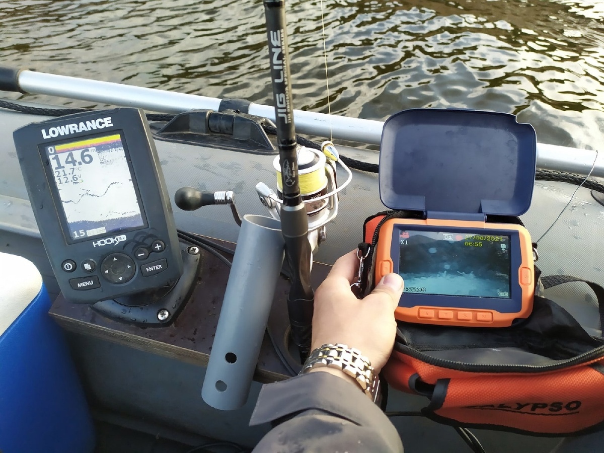 Вместе с эхолотом подводная камера Calypso помогает быстрее найти рыбу