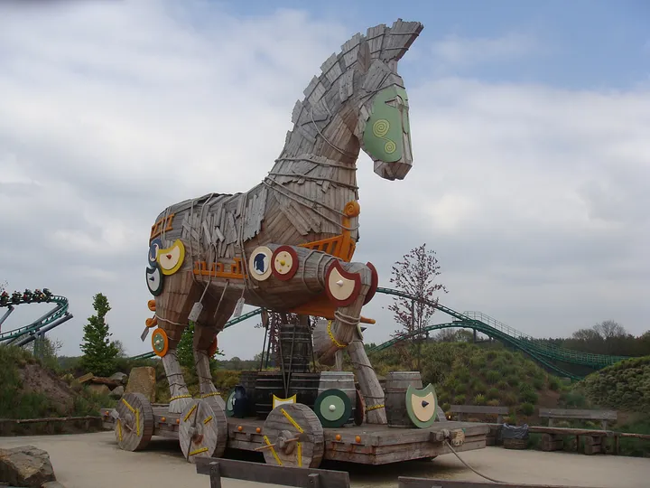 Реконструкция троянского коня