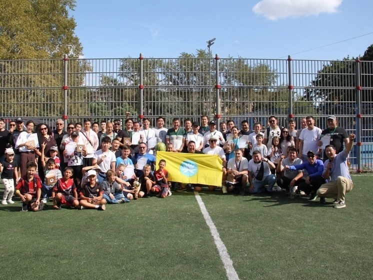     фото: Клуб калмыцких землячеств УЛАН ЗАЛАТА