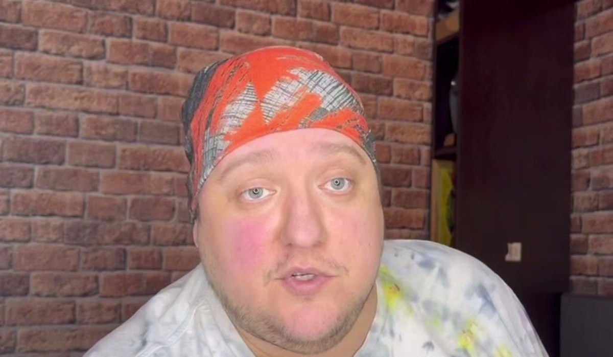 Роман Попов