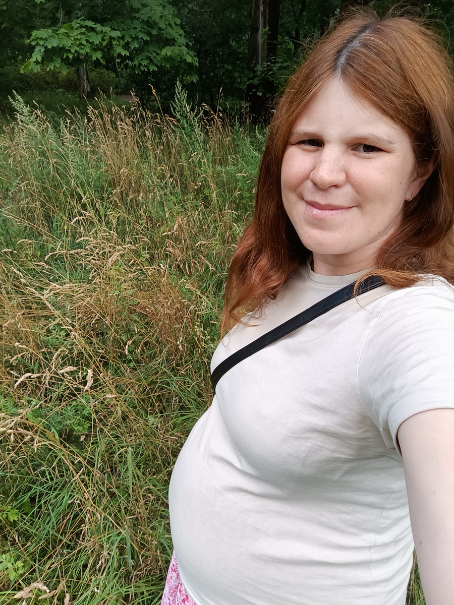 Автор канала, меня зовут Катя, мне 33 года 