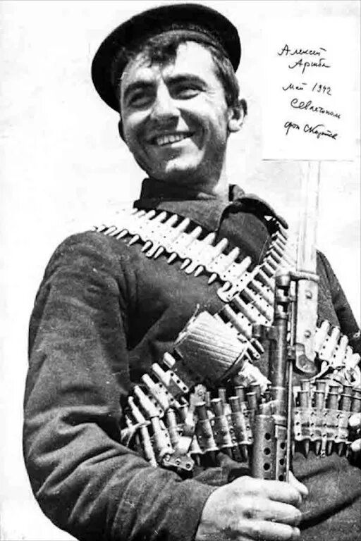 Моряк Алеша Аршба, фото Семена Короткова