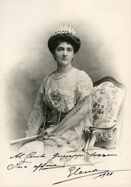 Елена Черногорская, королева Италии (1900-1946)