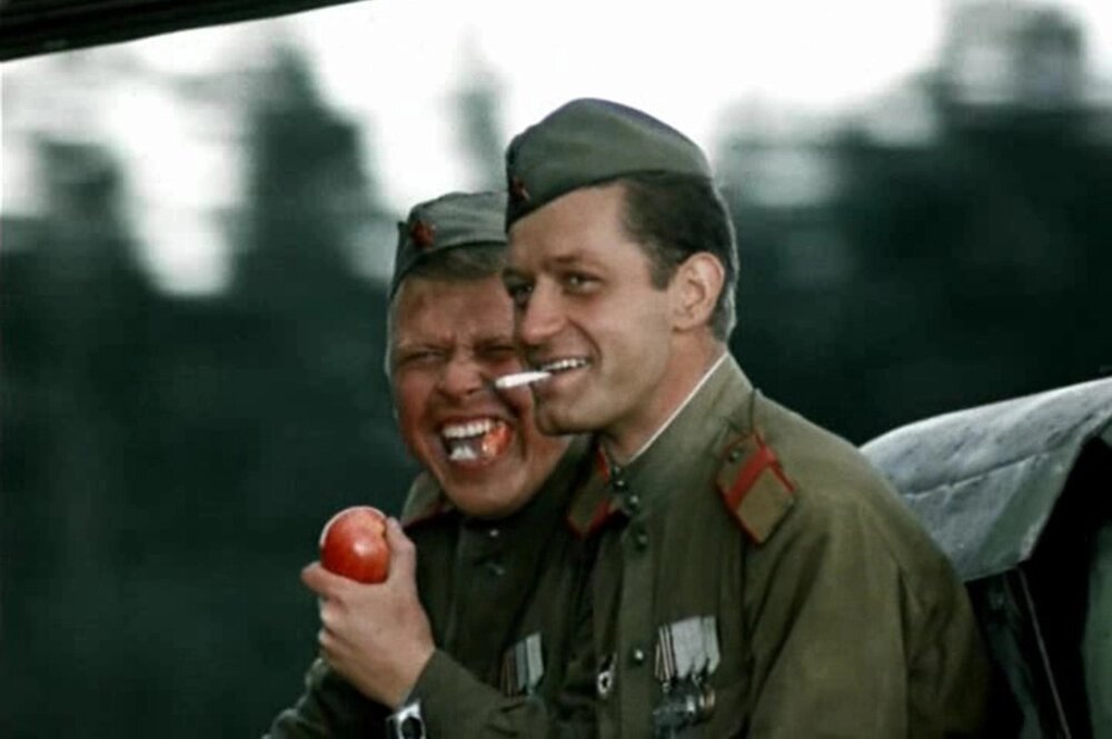    Павел Морозенко. Кадр из фильма «Женя, Женечка и "катюша"» (1967)