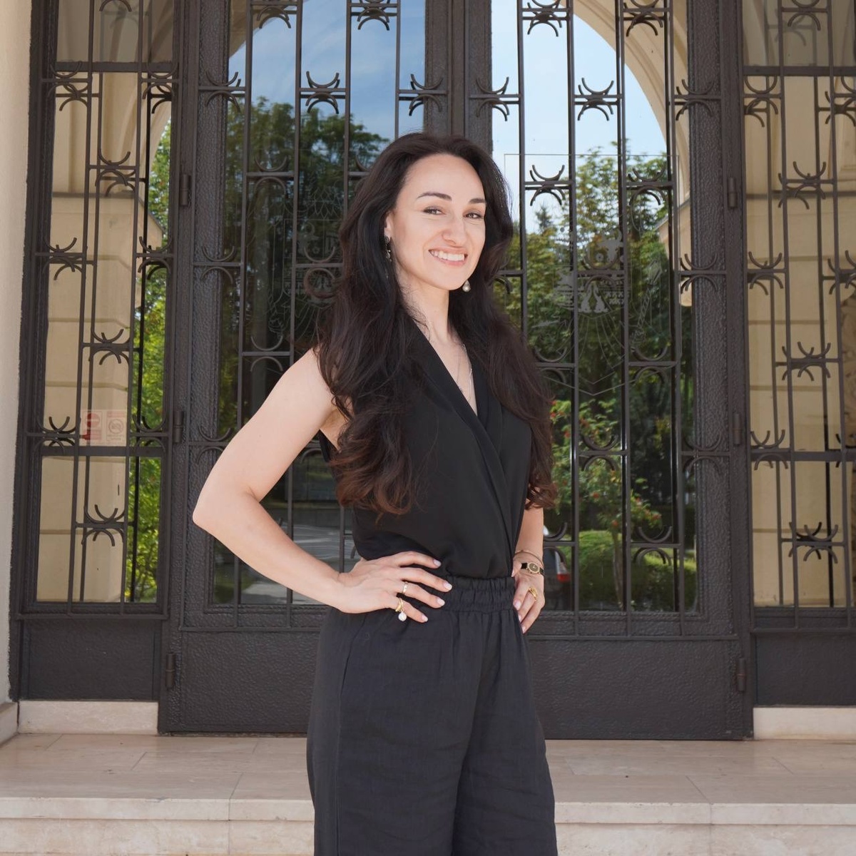 Коуч – Нино Синьковская