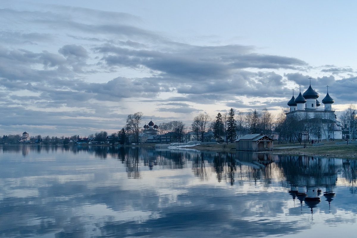 Вид на Каргополь с Онеги