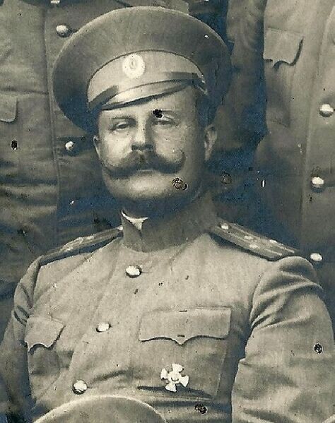 Леонид Карлович Краббе. Полковник, пал в бою 01.10.1914. 