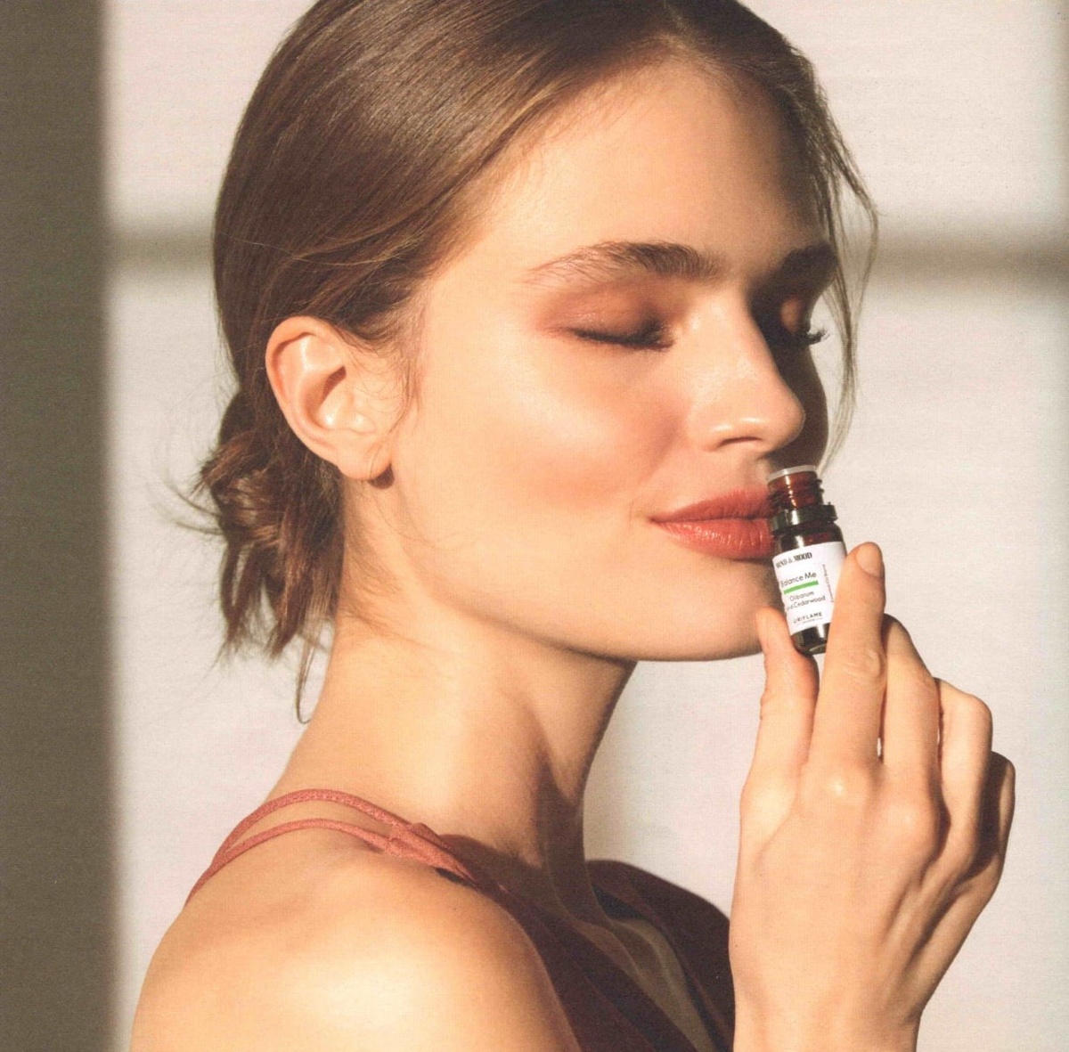 Эфирные масла: что это такое и какую пользу они приносят вашему разуму и телу