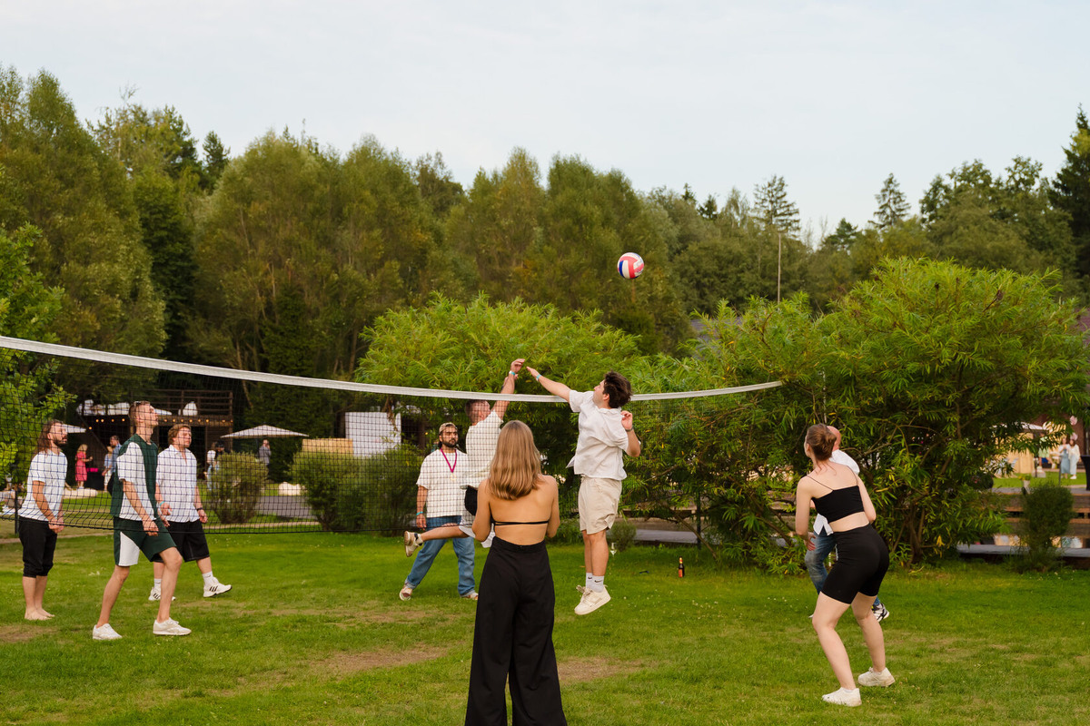 Спортивный тимбилдинг на свежем воздухе — лучший способ провести летний корпоратив