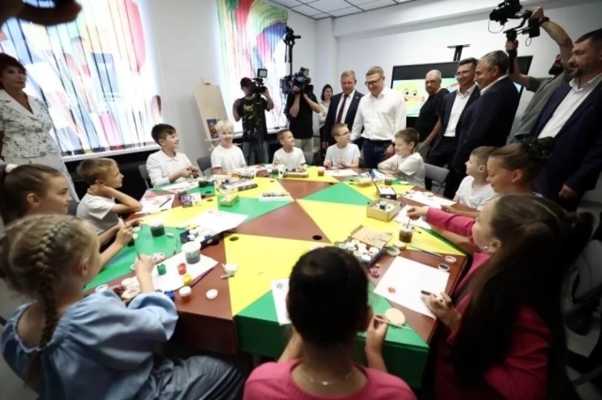    Вслед за ДК появится сквер.