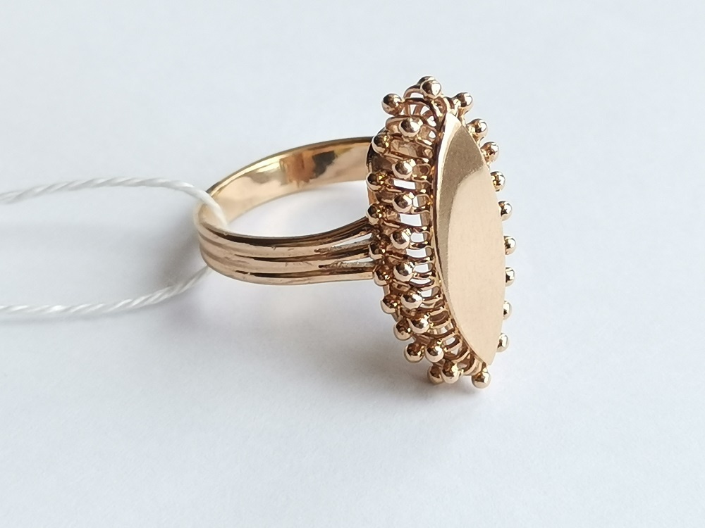 Золотая сороконожка 583-й пробы. Ереван, 1975-й год. Источник фото: https://vk.com/roskosh_ussr