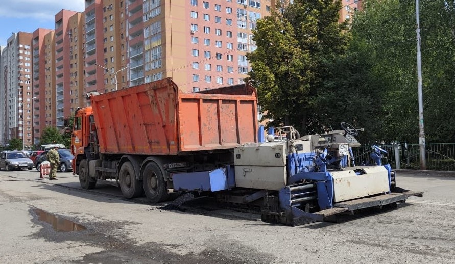 Дорожные работы. г. Уфа, ул. Летчиков