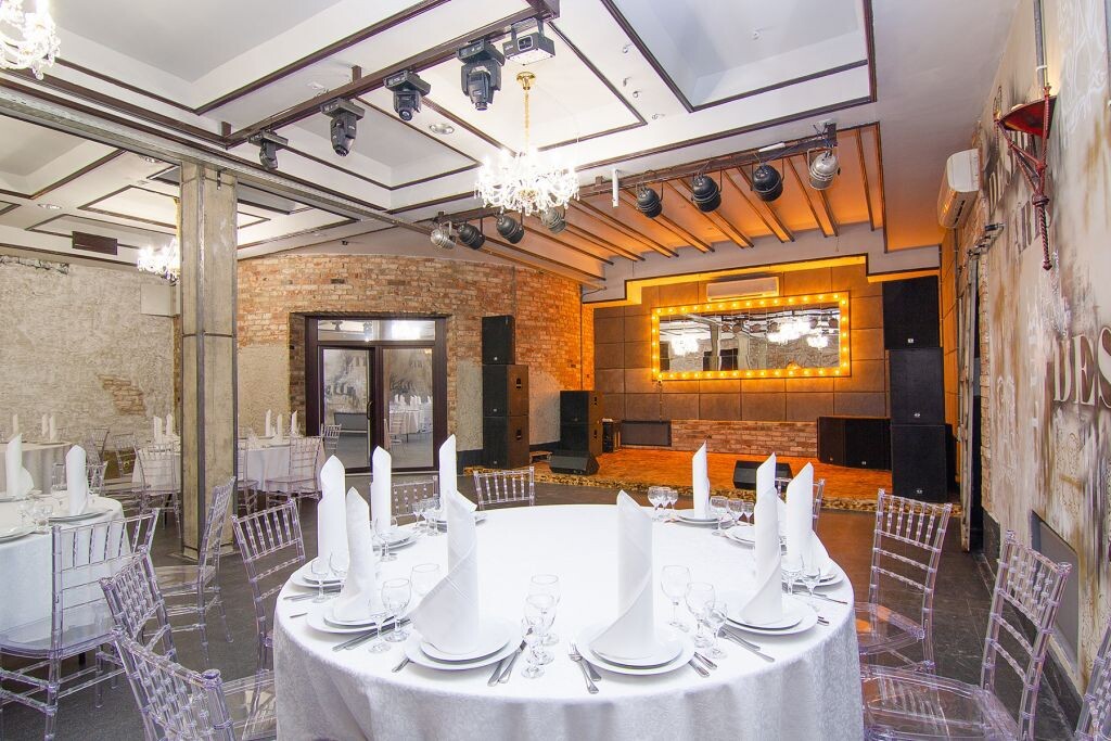 70-100 комфортных посадочных мест