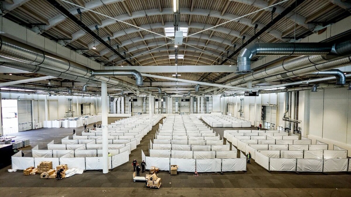 Центр приема беженцев в Гамбурге. Фото: dpa/ТАСС. newizv.ru