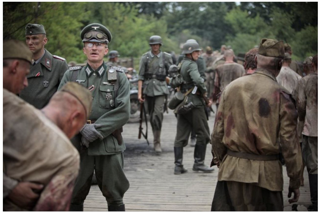 Источник https://ru.kinorium.com/465516/gallery/?photo=50380146