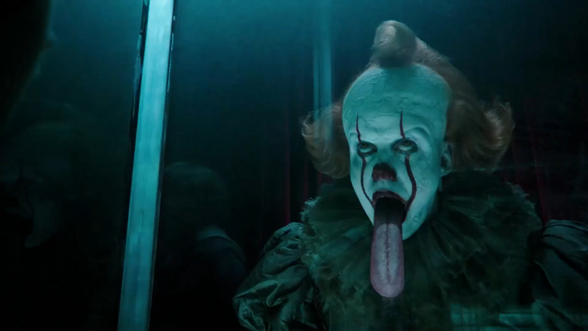 По-настоящему жутких моментов с клоуном в фильме почти нет, а вот смехотворных даже с избытком. 