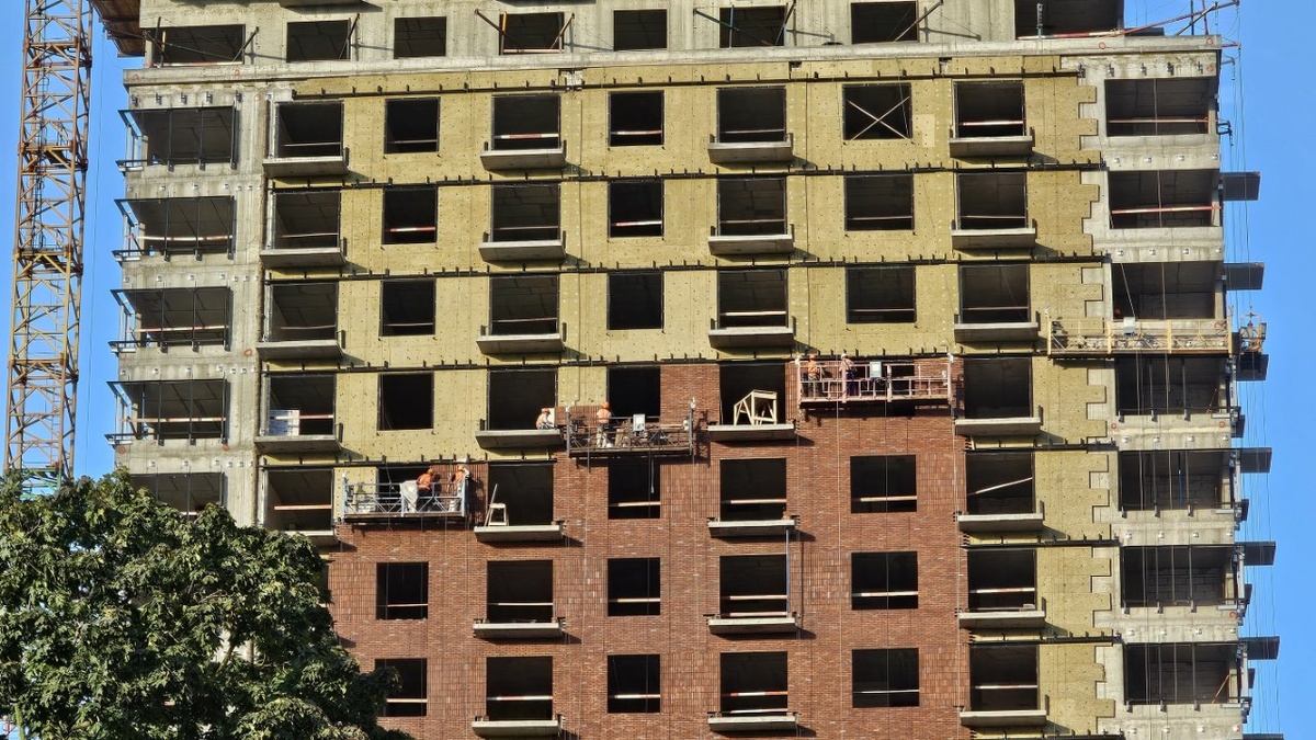 Непонятно, вырастут ли ставки по семейной ипотеке. Фото: Мир Квартир