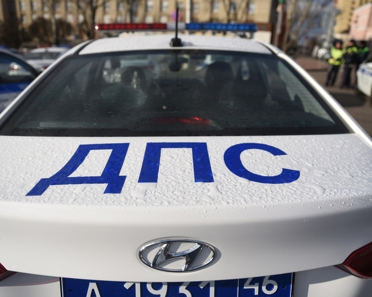     Под Курском ВАЗ опрокинулся в кювет