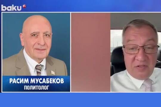    Азербайджанский депутат Мусабеков оскорбил российскую армию и пообещал в случае конфликта оставить от неё «ошмётки»