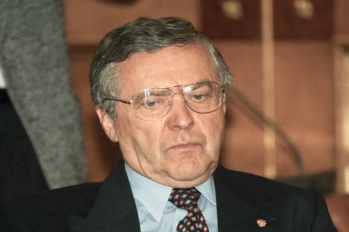    Умер экс-посол в Италии и Британии Адамишин, проработавший в МИД 40 лет