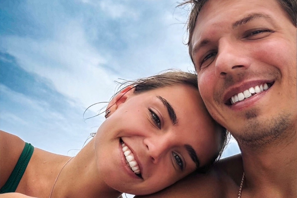     «Вы подарили миру ангела»: Дмитрий Соловьев в день рождения Дины Авериной обратился к ее родителям