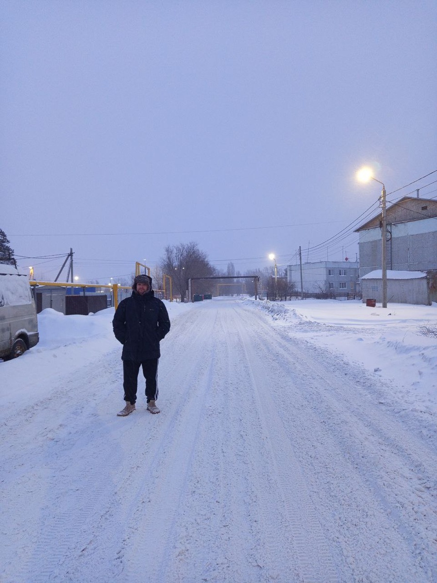 Стою, не подозревая о том, что через месяц уже не буду там. 